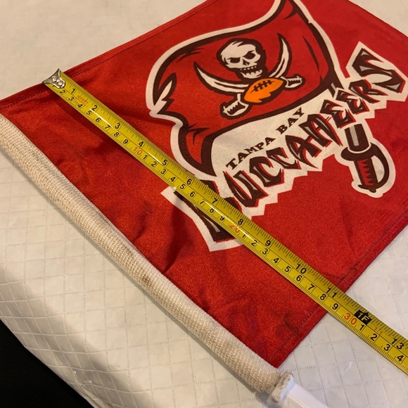Tampa Bay Buccaneers Flag Logo NFL Fabric Car Mount Flag Red/White - Picture 14 of 16